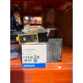 OMRON 欧姆龙 光电传感器 透明体检测用 E3S-RS30B42-30 2M