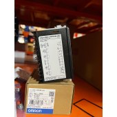 OMRON 欧姆龙 数字温控器 E5EC-CR2DSM-804