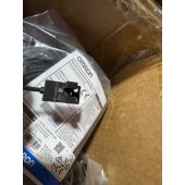 OMRON 欧姆龙 微型光电传感器 EE-SX674P-WR 1M