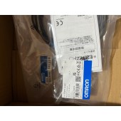 OMRON 欧姆龙 耐油接近传感器 标准型 E2ER-X3D1 2M