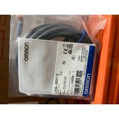 OMRON 欧姆龙 接近传感器 E2E-X5Y1-Z. 2M