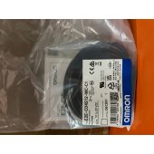 OMRON 欧姆龙 小径型接近传感器 E2E-C04S12-WC-C1 2M OMS