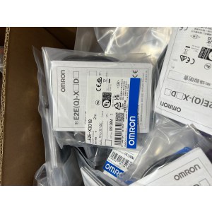 欧姆龙 E2E-X3D18 2M OMS