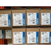 OMRON 欧姆龙 数字温控器 E5CC-RX2DSM-800