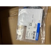 OMRON 欧姆龙 接近传感器 E2E-X3D1S-Z. 2M