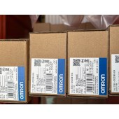 OMRON 欧姆龙 数字温控器 E5EC-CR2DSM-804
