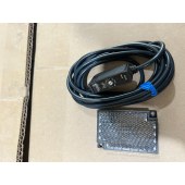 OMRON 欧姆龙 光电传感器 透明体检测用 E3S-R11 2M