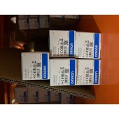 OMRON 欧姆龙 放大器内藏光电开关(中型)E3S-AD13 2M
