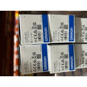 OMRON 欧姆龙 放大器内藏光电开关(中型)E3S-AD11 2M