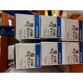 OMRON 欧姆龙 光电传感器 透明体检测用 E3S-R11 2M