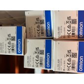 OMRON 欧姆龙 放大器内藏光电开关(中型)E3S-AD62 2M