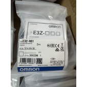 OMRON 欧姆龙 内置小型放大器型光电传感器 E3Z-R61 2M