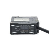 OMRON 欧姆龙 智能传感器内置放大器型激光传感器 ZX1-LD100A81 2M