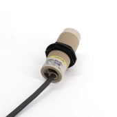 OMRON 欧姆龙 圆柱型传感器 E2K-X15MF1 2M