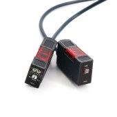 OMRON 欧姆龙 放大器内藏光电开关(中型)E3S-AT61 2M