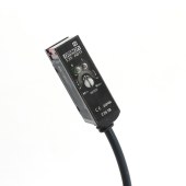 OMRON 欧姆龙 放大器内藏光电开关(中型)E3S-AD11 2M