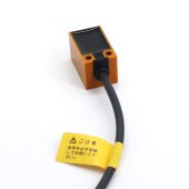 OMRON 欧姆龙 接近传感器 TL-Q5MD1 2M BY OMC