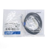 OMRON 欧姆龙 小径型接近传感器 E2E-C03SR8-WC-C1 2M OMS