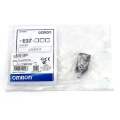 OMRON 欧姆龙 内置小型放大器型光电传感器 E3Z-D67