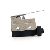 OMRON 欧姆龙 封闭式开关 ZC-W55